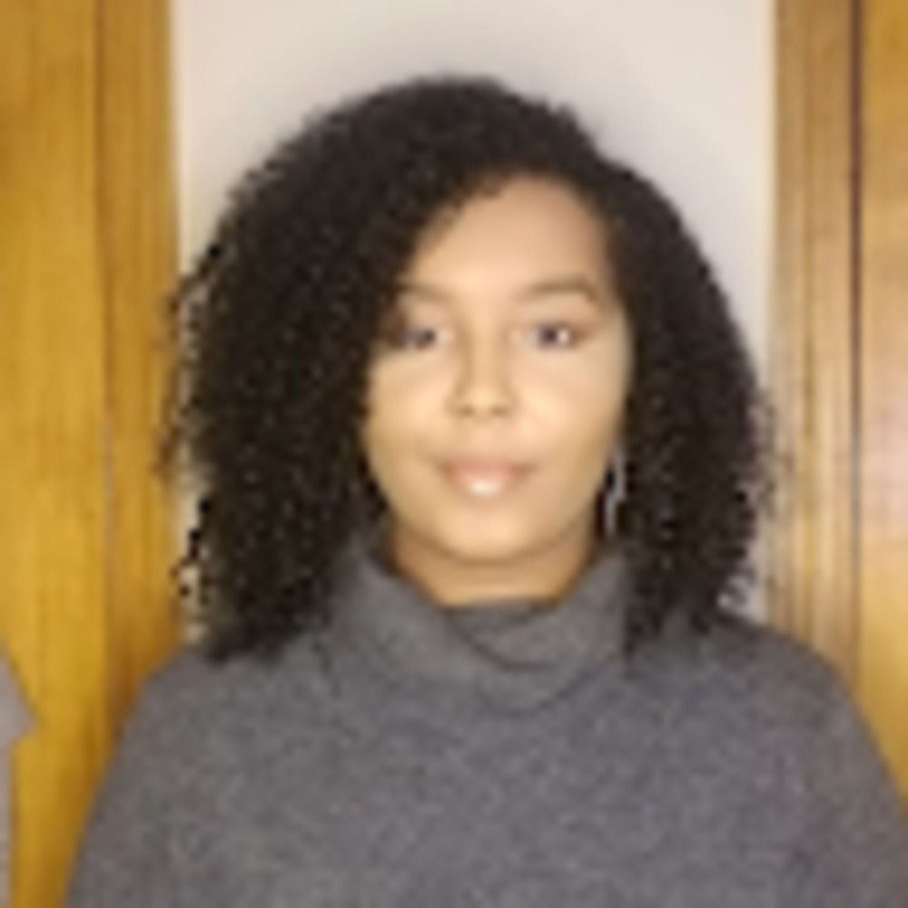 Meet your Posher, Kiari